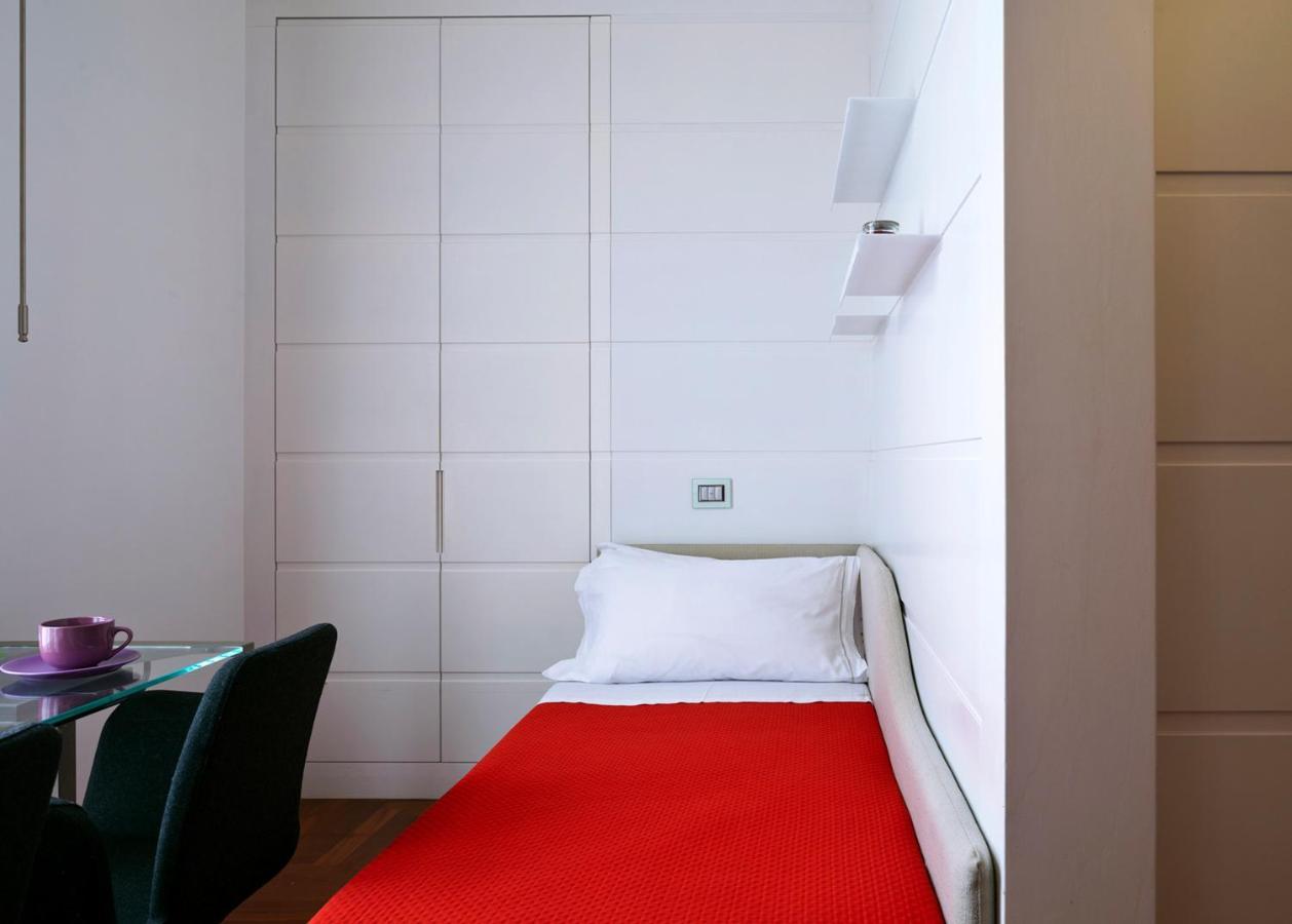 Elegant Apartment At Chiaia By Wonderful Italy Napoli Eksteriør bilde